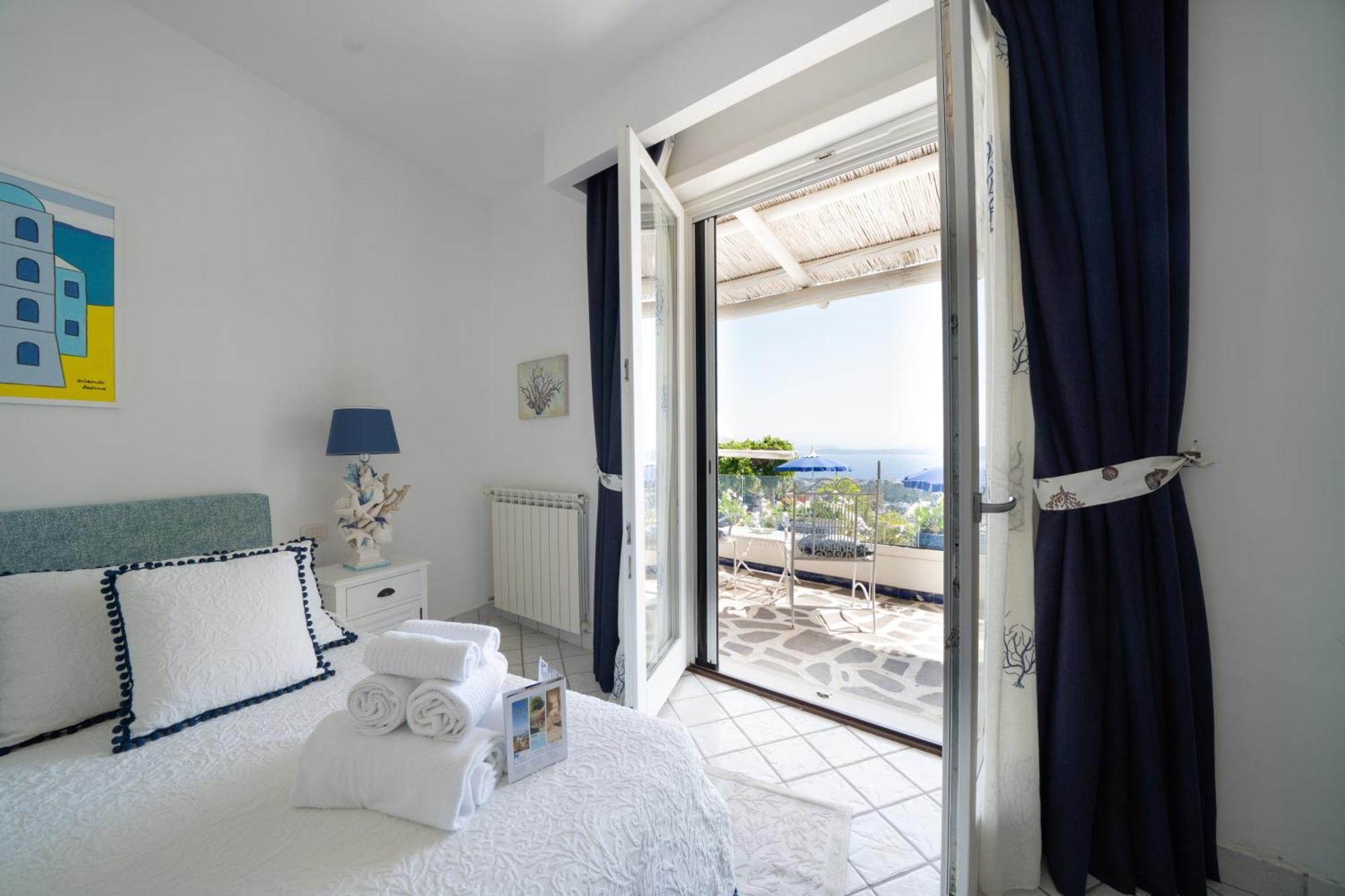 Relais Bijoux Ischia Bed & Breakfast Екстериор снимка