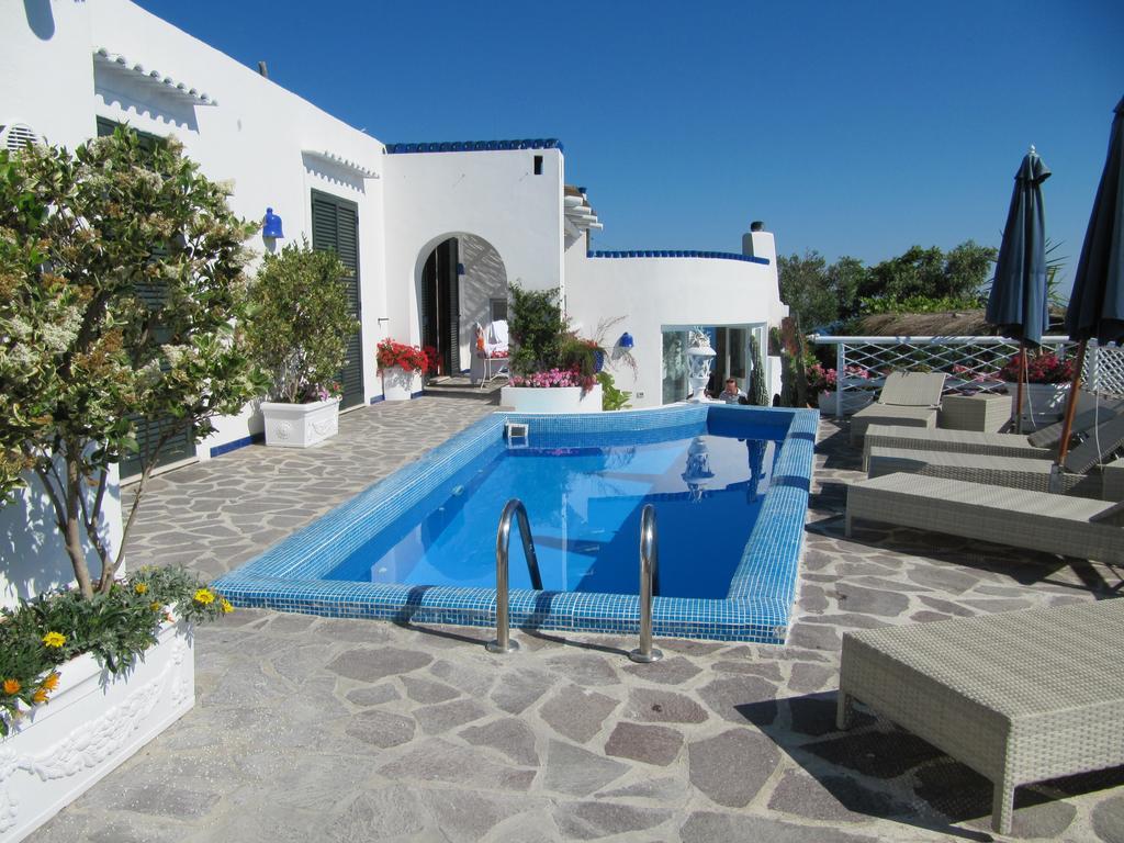 Relais Bijoux Ischia Bed & Breakfast Екстериор снимка