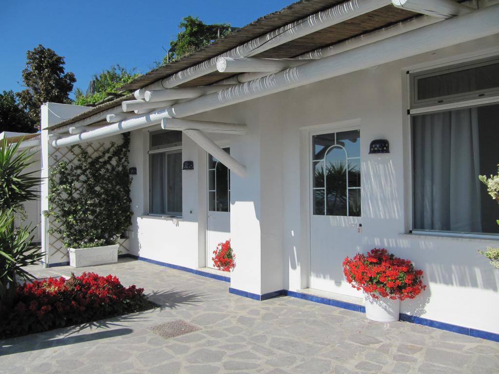 Relais Bijoux Ischia Bed & Breakfast Екстериор снимка